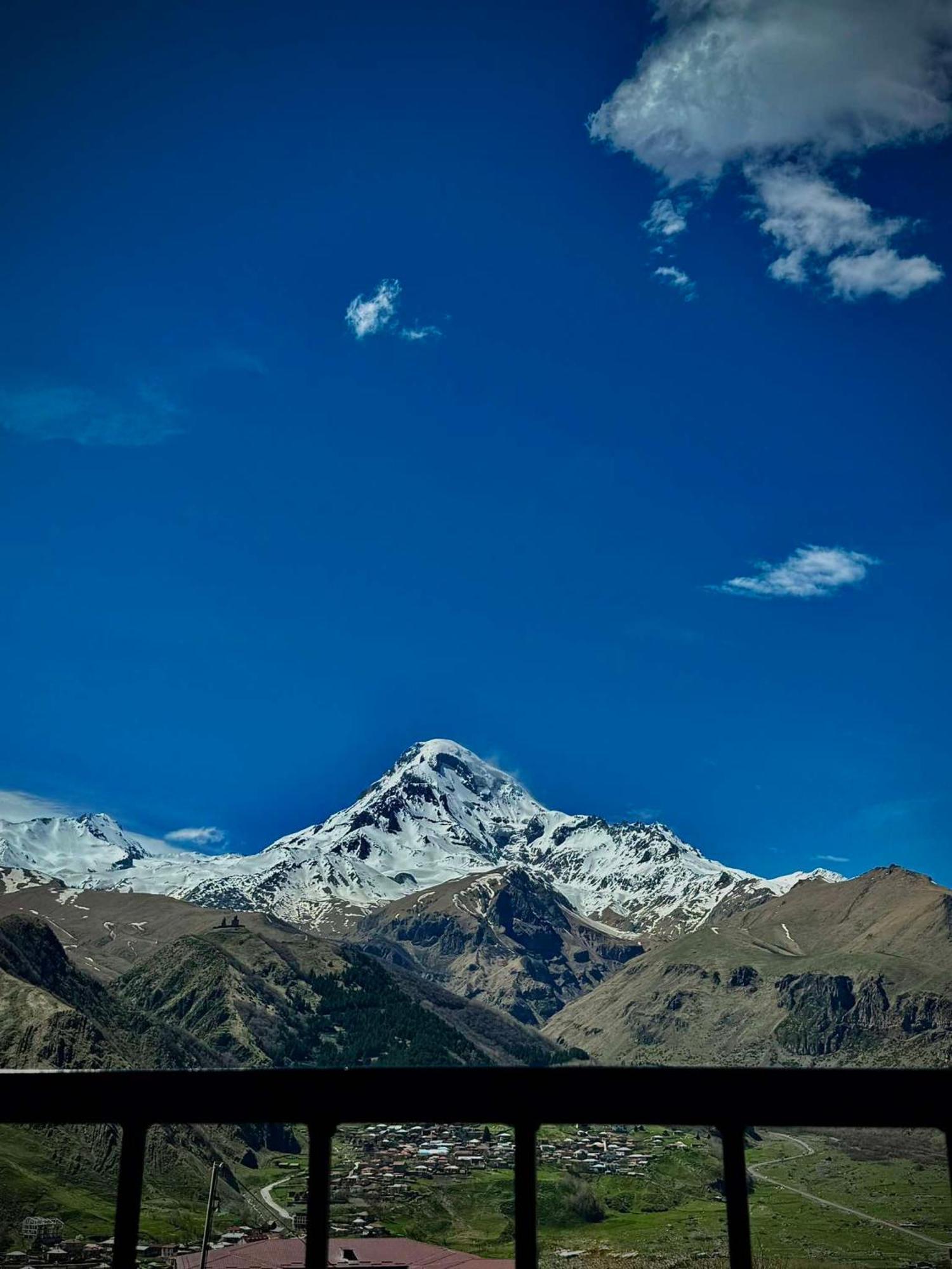 Cottage Paradise Kazbegi Exteriör bild